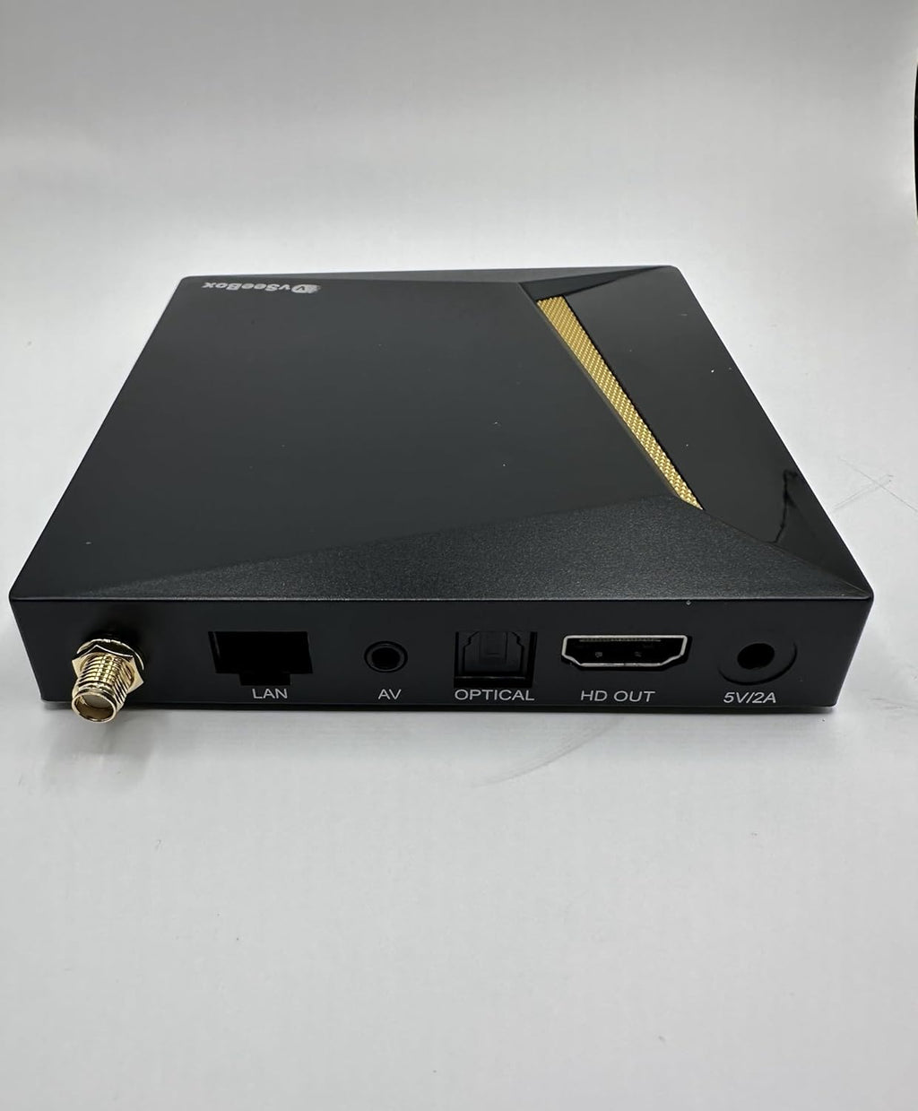 vSeeBox with Bluetooth Voice Remote & Wi-Fi H9450