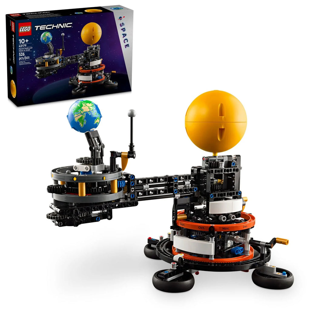 Planet Earth and Moon in Orbit Building Set A40824