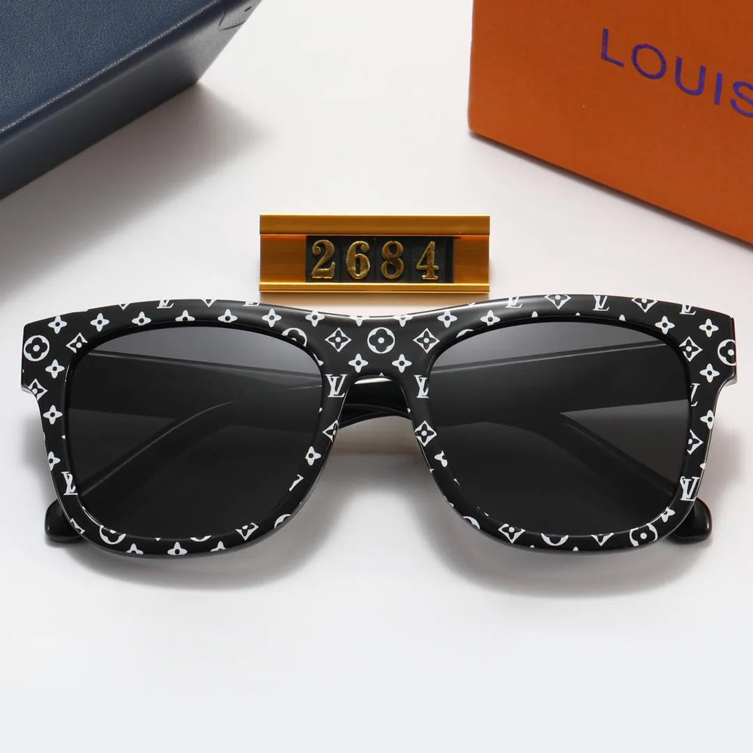 Oval Polarized Sunglasses M121085