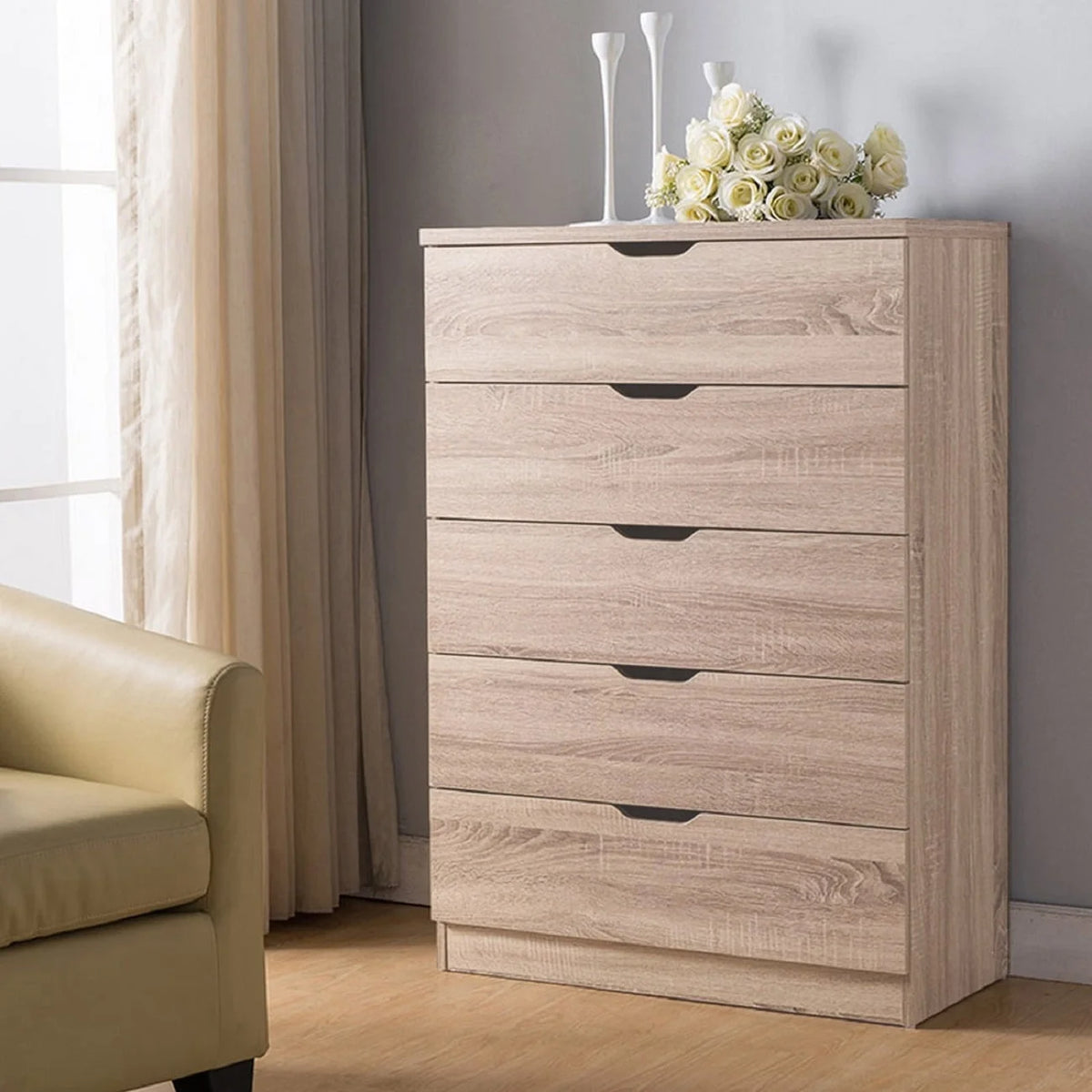 Brown 5 Drawer Wood Dresser Q42088