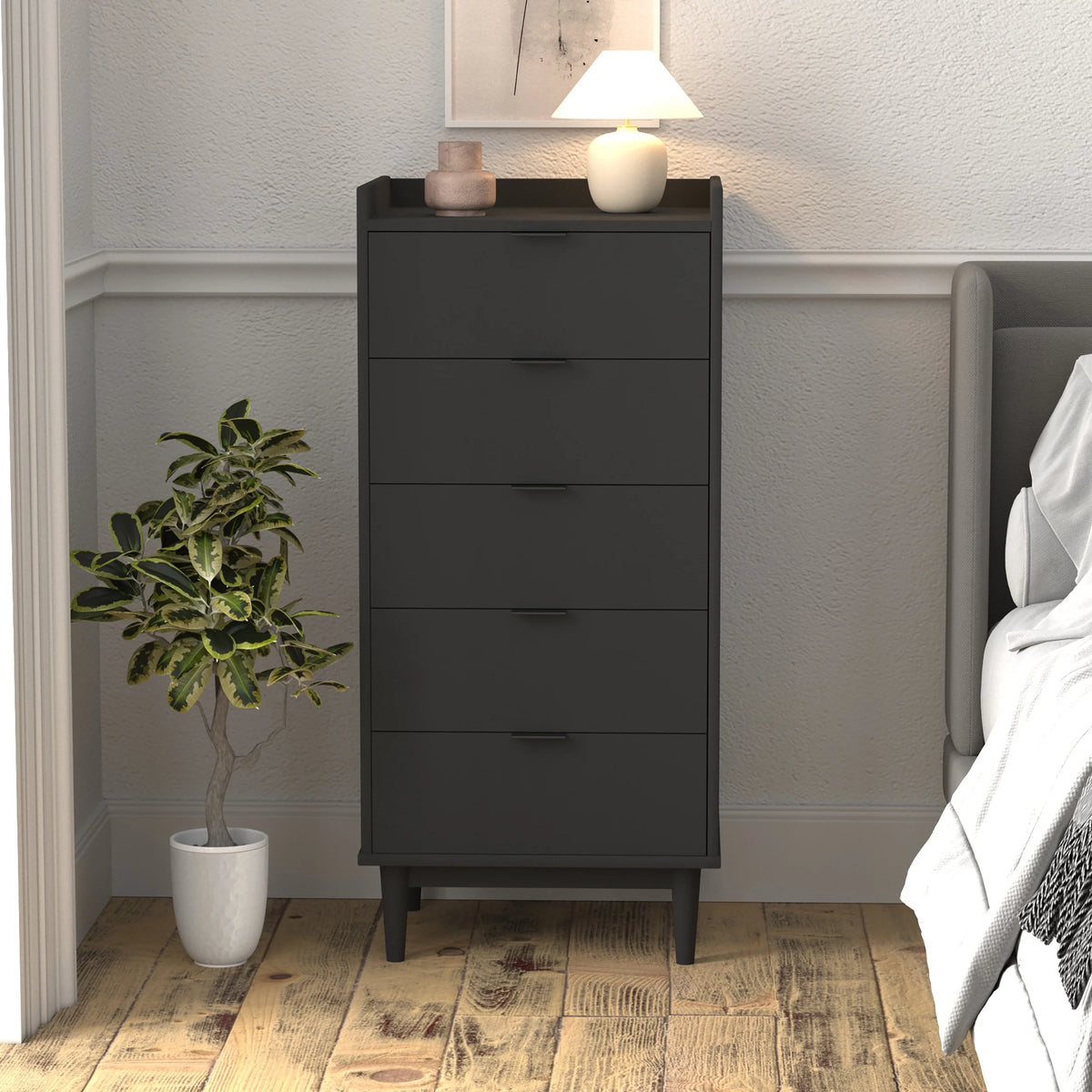 Black 5-Drawer Dresser B223636