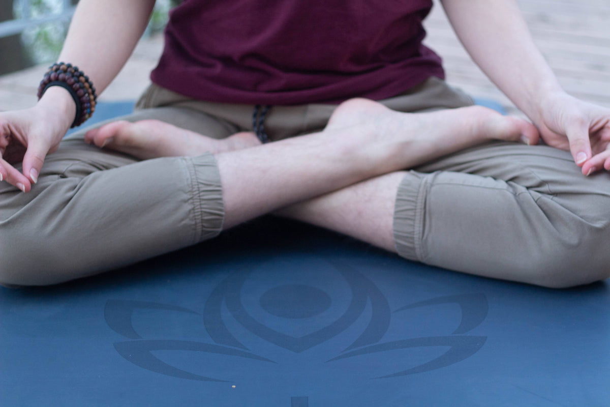 Natural Yoga and Exercise Mat with Carry Strap A975709