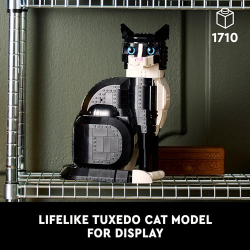 LEGO Ideas Tuxedo Cat Building Set L99208