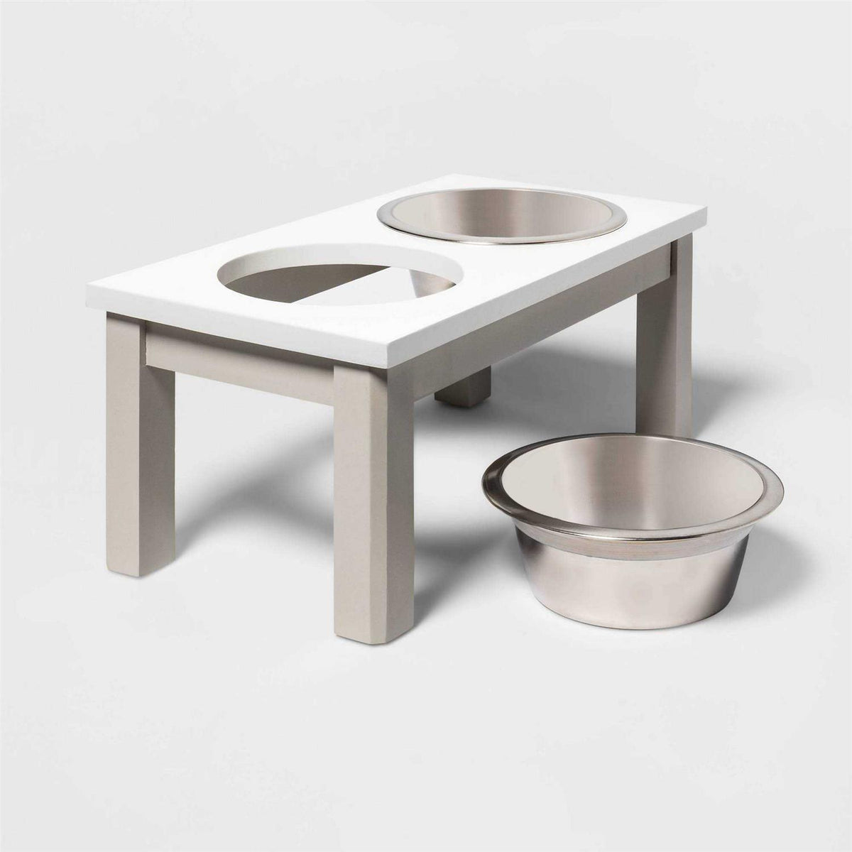 Dual Tone Elevated Dog Bowl O9634