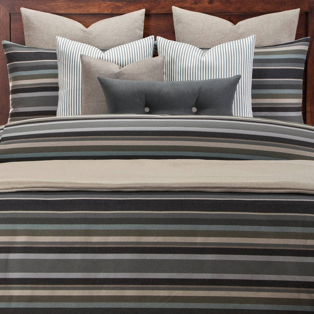 California King 6 Piece Stain Resistant Duvet Cover Set with Comforter Insert E350873