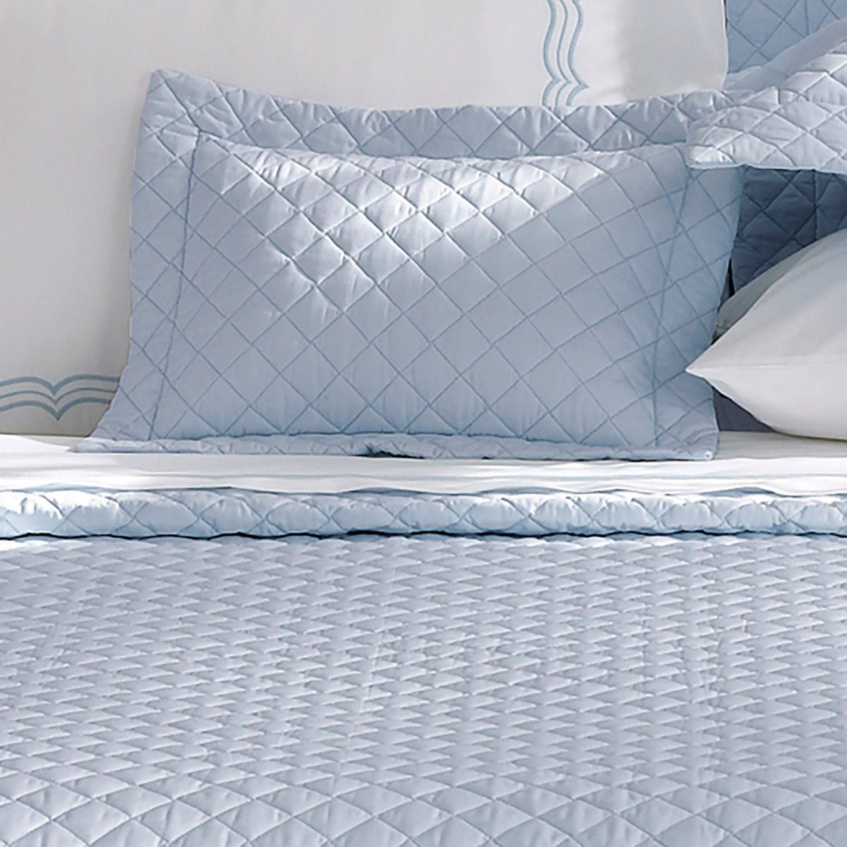 Pool Twin Quilt E82388